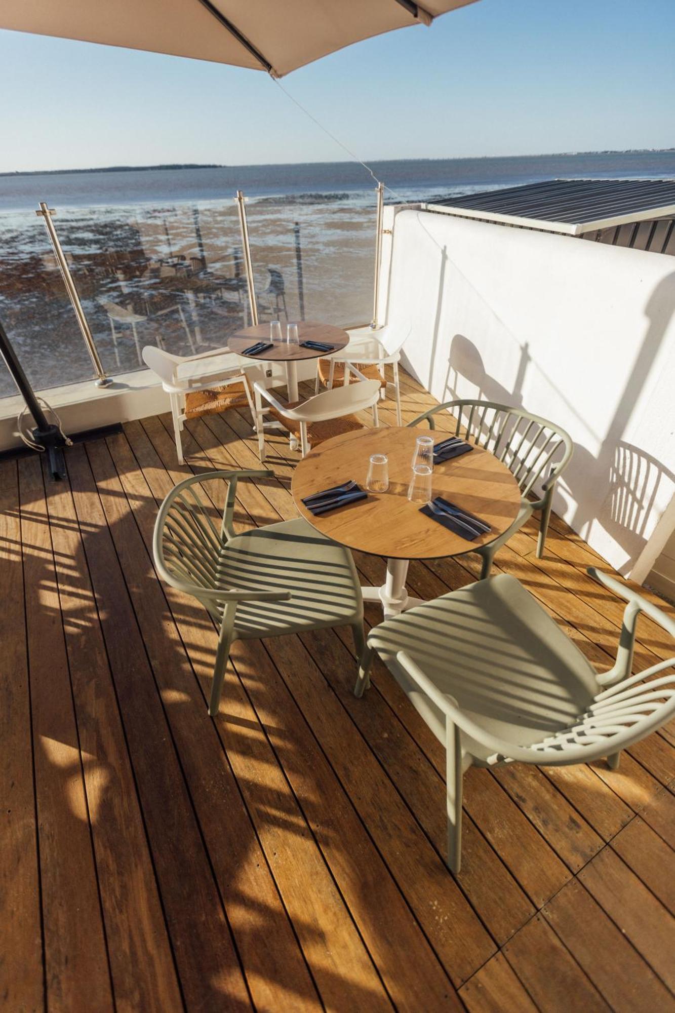 Beach Hotel - Le Grand Chalet Ronce-les-Bains Esterno foto