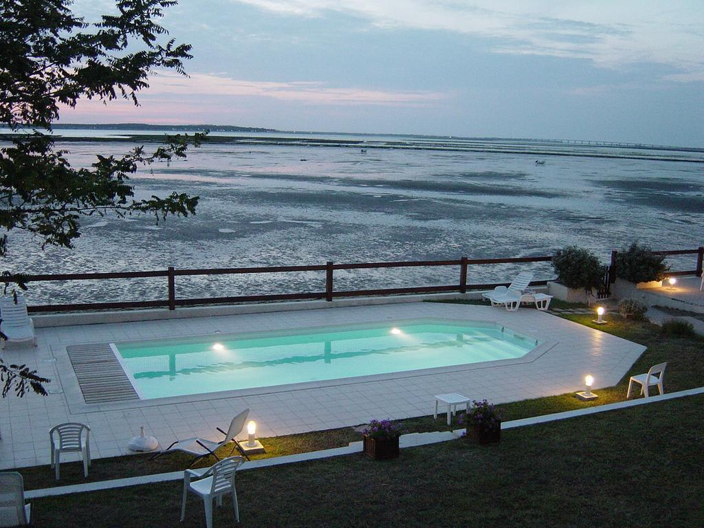 Beach Hotel - Le Grand Chalet Ronce-les-Bains Esterno foto